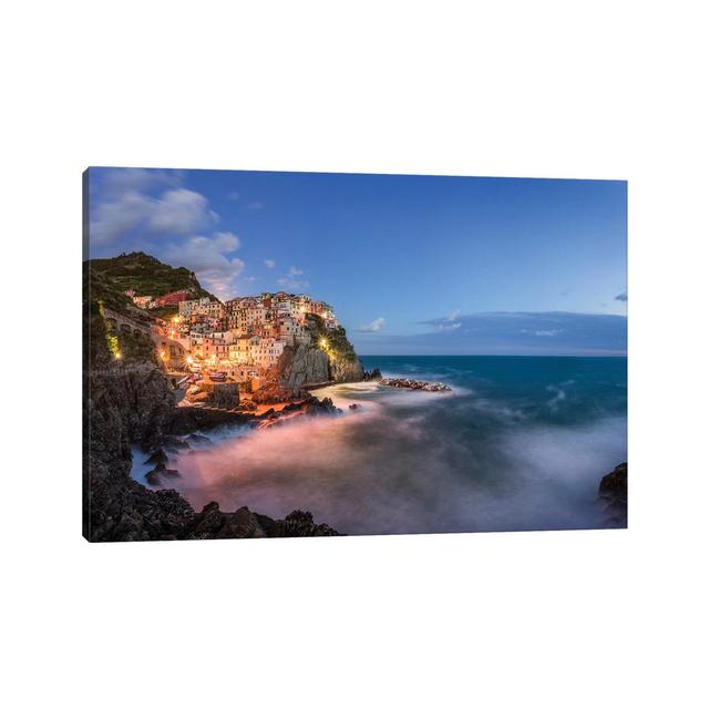 Italy, Manarola. Coastal Village And Sea At Sunset. House of Hampton Size: 30.48cm H x 45.72cm W on Productcaster.