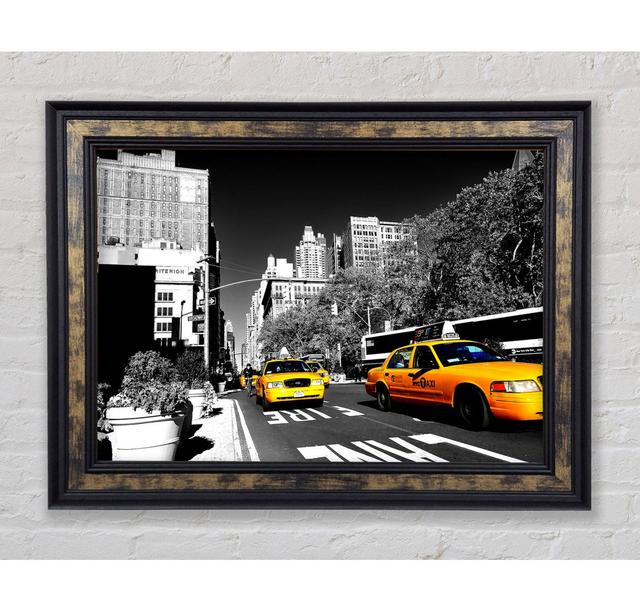 New York Taxi - Drucken Bright Star Größe: 42 cm H x 59,7 cm B x 8 cm T on Productcaster.