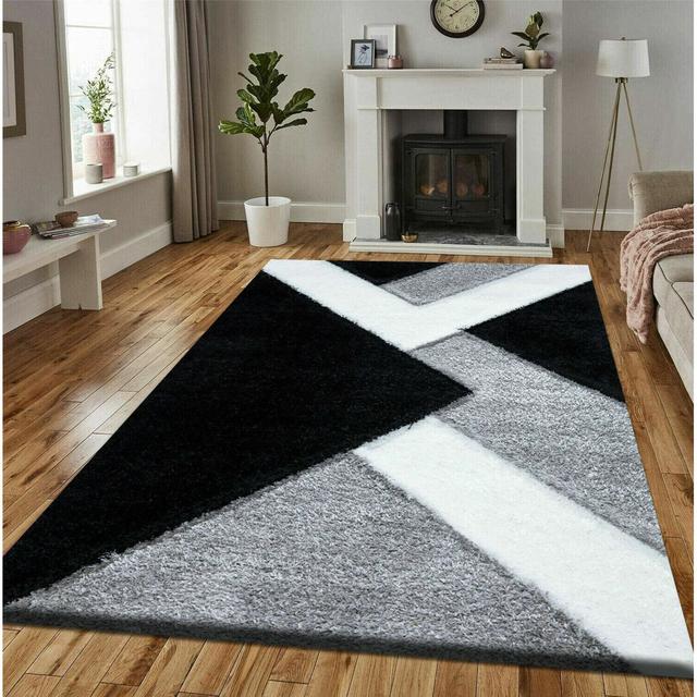 Krishauna Machine Woven Black/Grey Rug Latitude Run Rug Size: Rectangle 160 x 230cm on Productcaster.