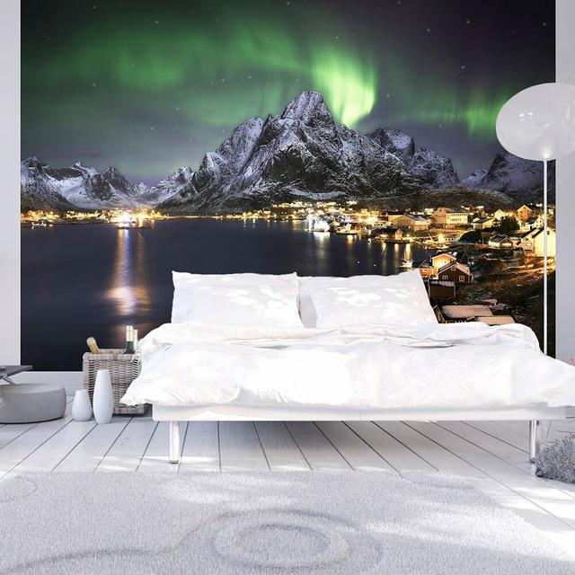 Fototapete Aurora borealis 210 cm x 300 cm East Urban Home on Productcaster.