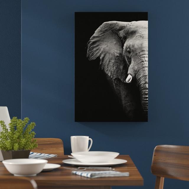 Leinwandbild ,,Elefant Porträt A", Fotodruck East Urban Home Größe: 120 cm H x 80 cm B on Productcaster.