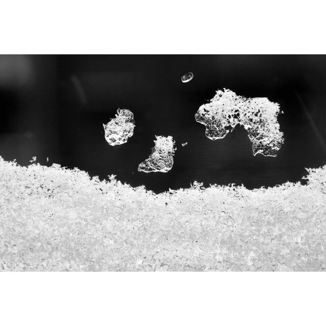 Winter Snowflakes At Glass by Juliardi - No Frame Print on Canvas 17 Stories Größe: 40 cm H x 60 cm B on Productcaster.