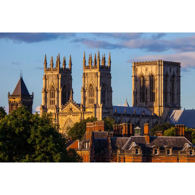 York Minster - Kunstdrucke auf Leinwand - Wrapped Canvas 17 Stories Größe: 80 cm H x 120 cm B x 1,8 cm T on Productcaster.