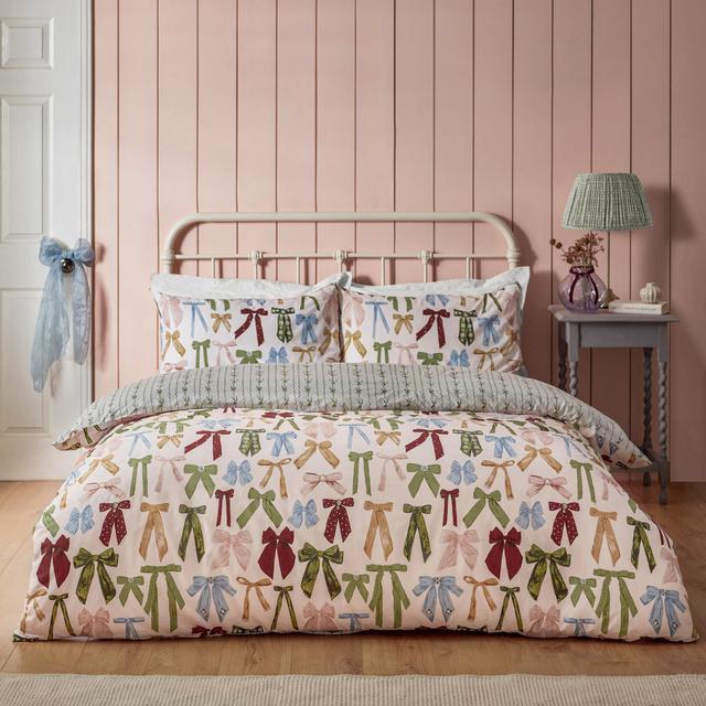 Noortje Bows Trending Duvet Cover Set furn. Size: Queen Duvet Cover + 2 Standard Pillowcases on Productcaster.