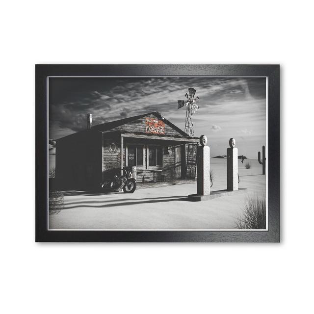 'Texas Store Coca Cola' Photograph East Urban Home Size: 30 cm H x 21 cm W x 5 cm D, Format: Black Grain Frame on Productcaster.