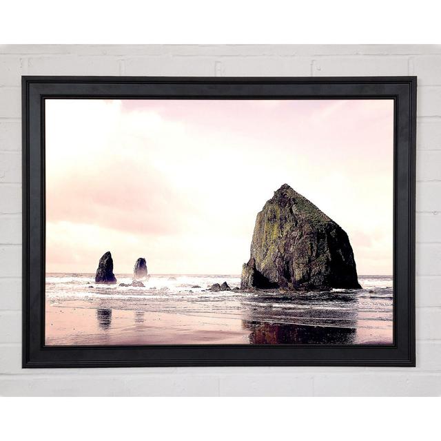 Cannon Beach Framed Print Highland Dunes Size: 59.7cm H x 84.1cm W on Productcaster.