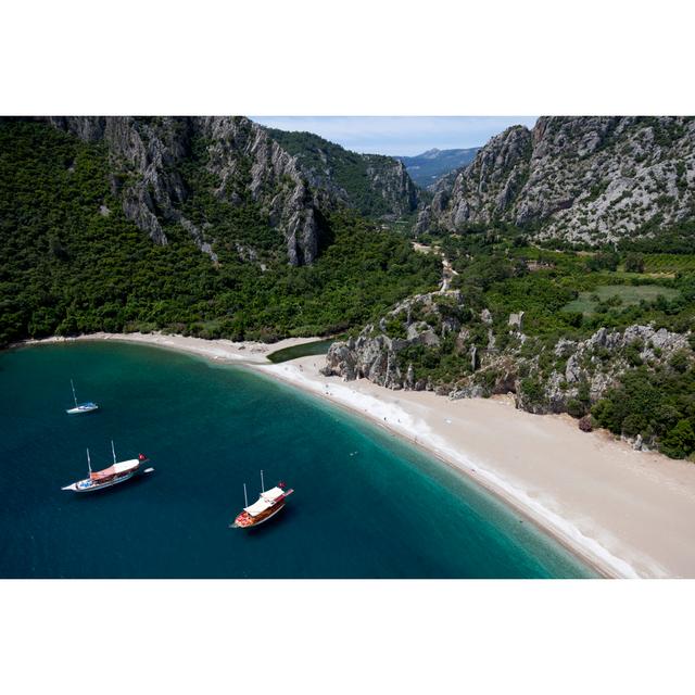 Olympos Beach by Dogayusufdokdok - Wrapped Canvas Art Prints Alpen Home Size: 80cm H x 120cm W on Productcaster.