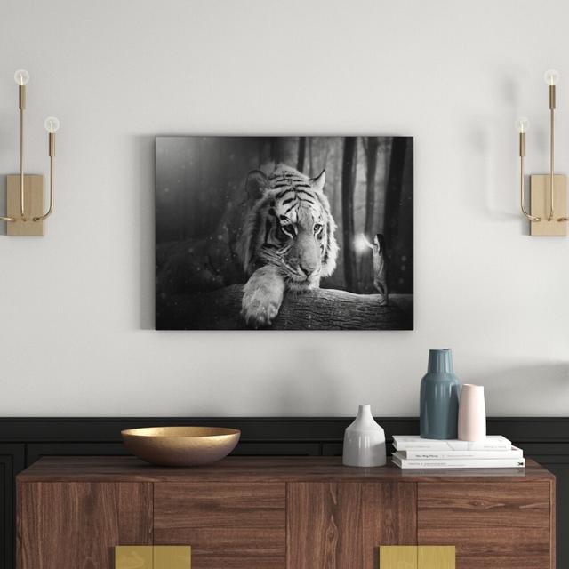 Leinwandbild „Eine Fantasy-Welt - eine Frau und ein Riesen-Tiger“, Grafikdruck East Urban Home Größe: 60 cm H x 80 cm B on Productcaster.