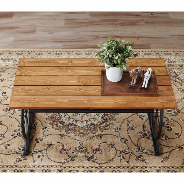 Couchtisch Arana Williston Forge Farbe der Tischplatte: Barnwood geröstet on Productcaster.