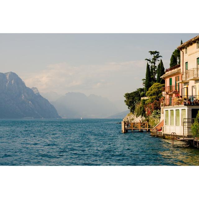 Lake garda House of Hampton Size: 20cm H x 30cm W on Productcaster.