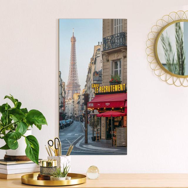 Leinwandbild Street of Paris Ebern Designs Primäres Material: 260g/m² Canvas, Größe: 100 cm H x 50 cm B on Productcaster.