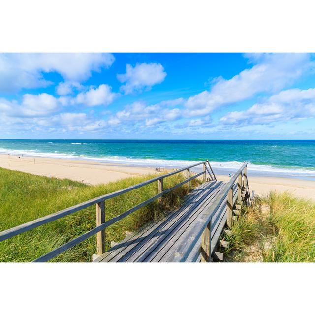 Wooden Footbridge To Beach House of Hampton Size: 20cm H x 30cm W on Productcaster.