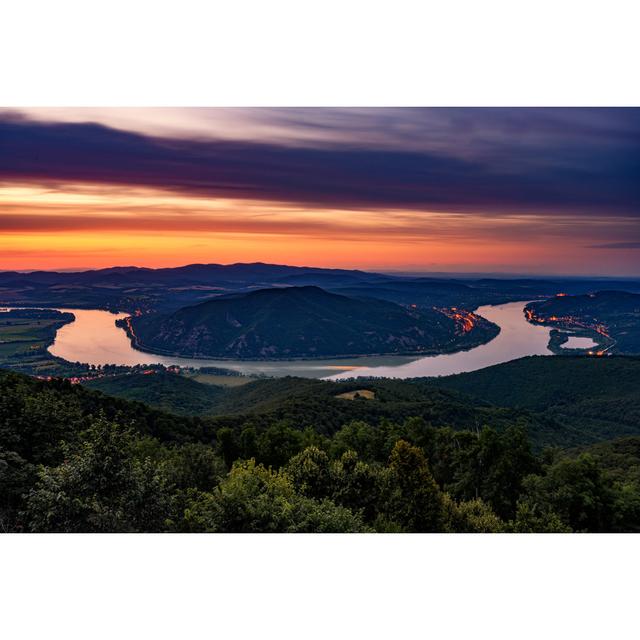 Sunset Image Of The Beautiful Danube River Curve, Pest County, Hungary by Gehringj - No Frame Art Prints on Canvas 17 Stories Size: 20cm H x 30cm W on Productcaster.