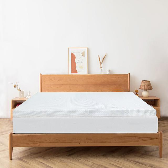 Bahira Memory Foam Mattress Topper White Noise Size: 90" W x 190" L on Productcaster.