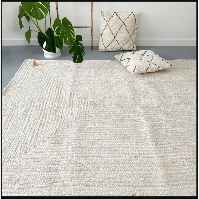 Janya Hand Braided White Indoor/Outdoor Rug Brayden Studio on Productcaster.