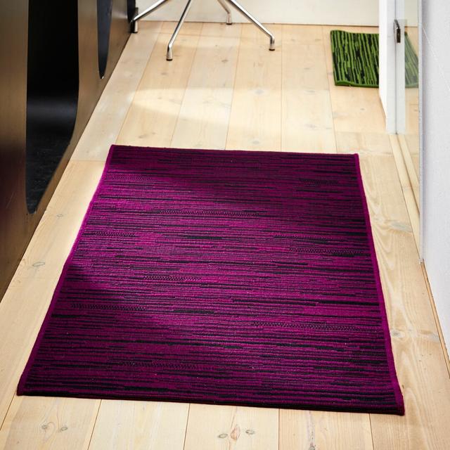 Flachgewebe-Teppich Almondsbury in Lila/Schwarz Brayden Studio Teppichgröße: Rechteckig 200 x 290 cm on Productcaster.