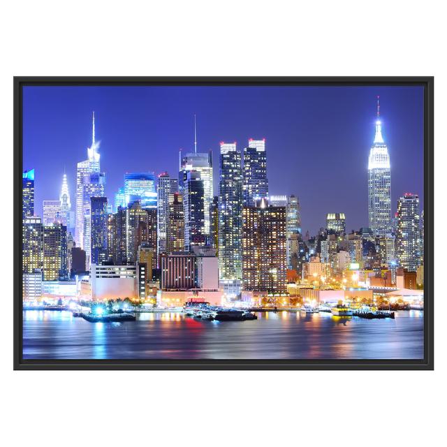 Gerahmtes Wandbild New York Skyline Brücke East Urban Home Größe: 70 cm H x 100 cm B on Productcaster.