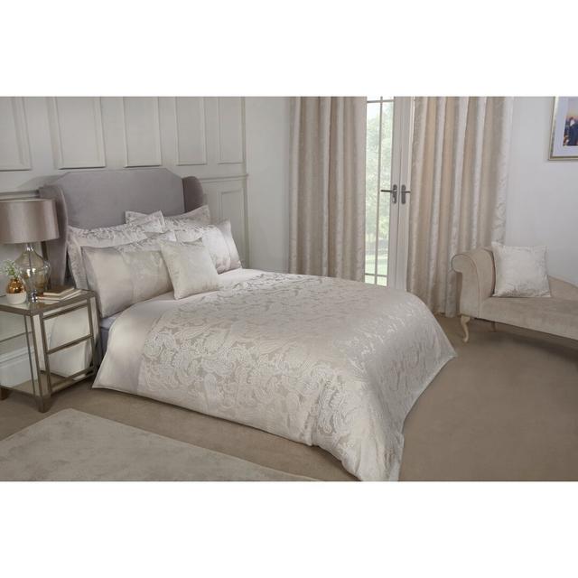 Duchess Microfibre 180 TC Duvet Cover Set Marlow Home Co. Size: Single - 1 Standard Pillowcase, Colour: Cream on Productcaster.