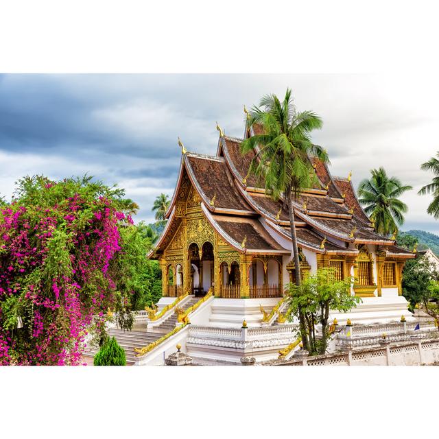 Wat Xieng Thong Temple by Preto_Perola - Wrapped Canvas Photograph Latitude Vive Size: 30cm H x 46cm W on Productcaster.