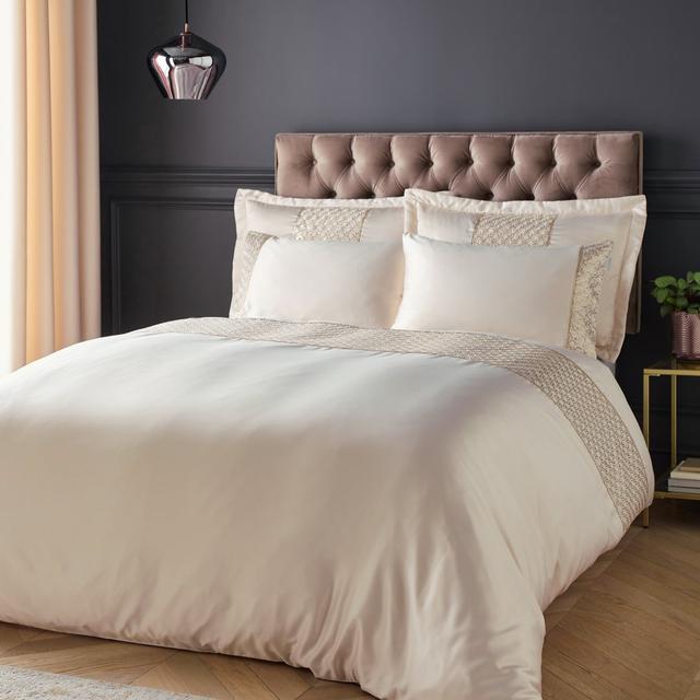 Deco Sequin Duvet Cover Set Catherine Lansfield Colour: Gold, Size: Kingsize Duvet Cover + 2 Standard Pillowcases on Productcaster.