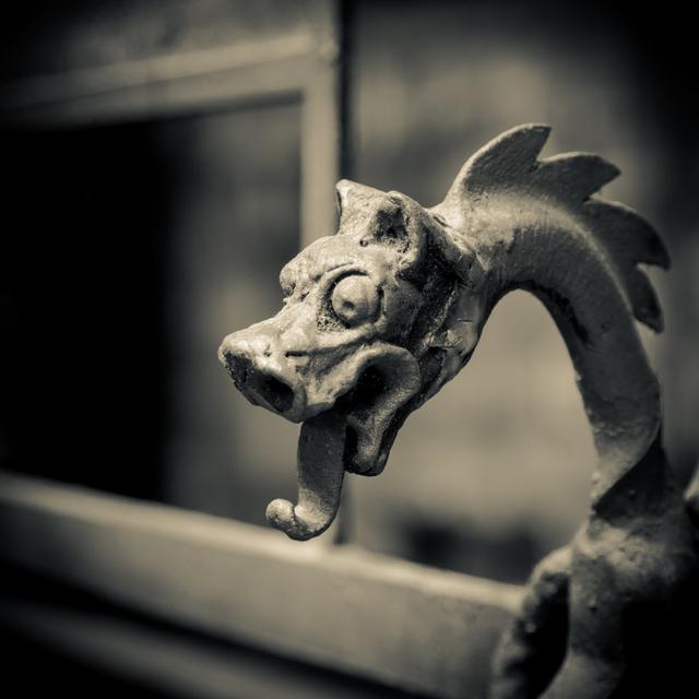 Iron Dragon Head by TommasoT - No Frame Art Prints on Canvas 17 Stories Size: 30cm H x 30cm W on Productcaster.