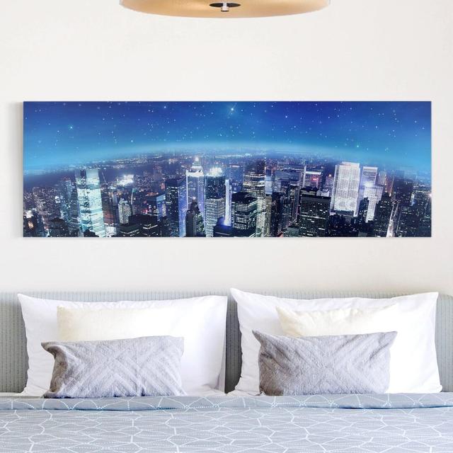 Leinwandbild Beleuchtetes New York Ebern Designs on Productcaster.