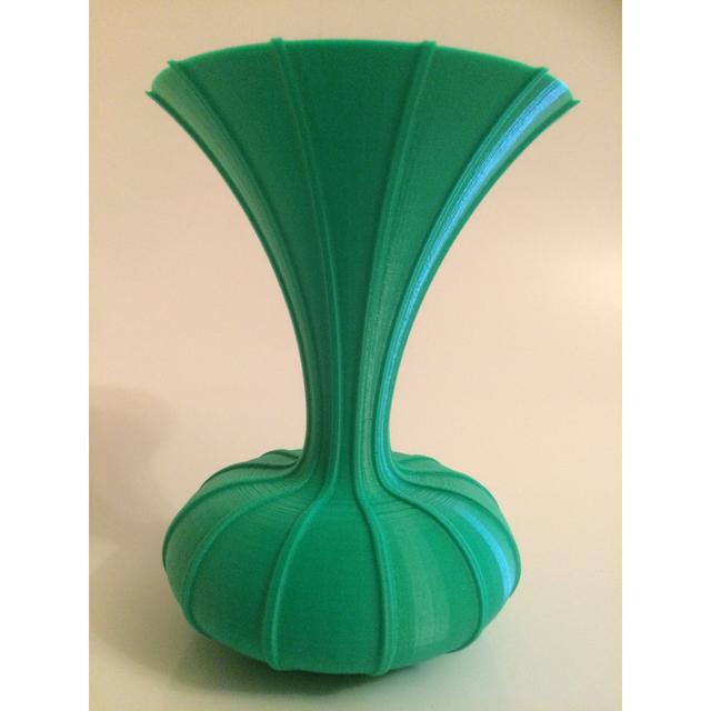 Large Bulbous Vase 1b Metro Lane Colour: Green on Productcaster.