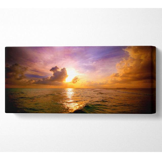 Maledivischer Sonnenuntergang Panoramaleinwand Haus am Meer Größe: 81,3 cm H x 183 cm B on Productcaster.