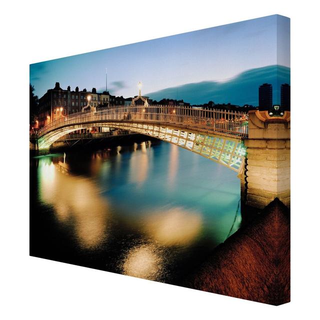 Ha'penny Bridge - Wrapped Canvas Photographic Print East Urban Home Size: 120cm L x 90cm W on Productcaster.