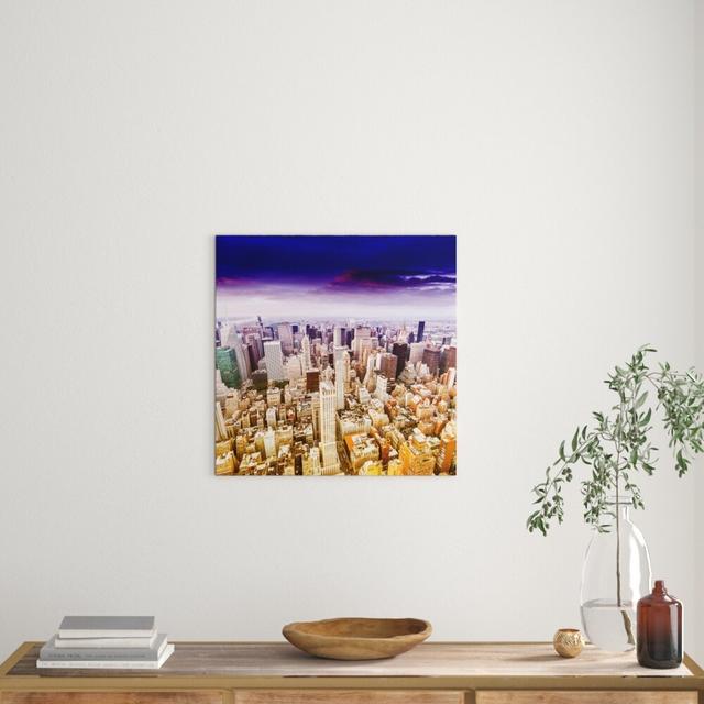 Leinwandbild Skyline New York - Blick vom Dach des Empire State Building East Urban Home Größe: 40 cm H x 40 cm B on Productcaster.