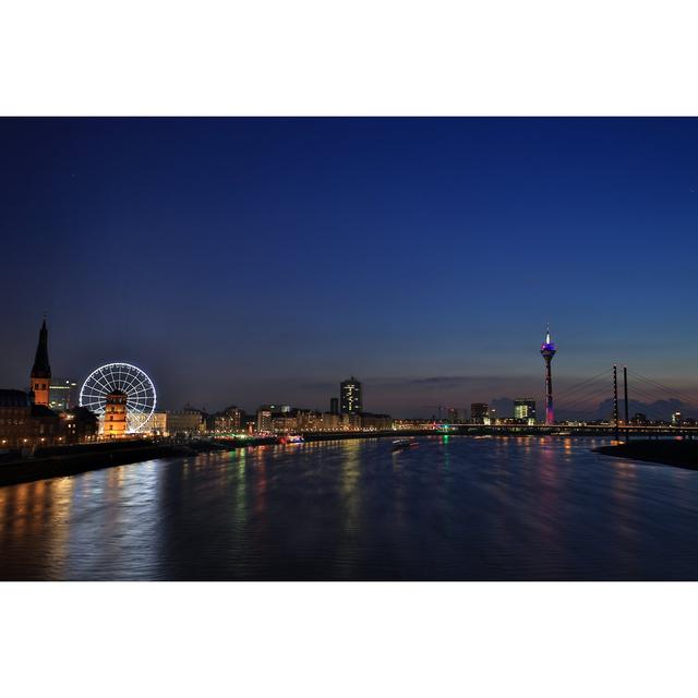 Dicksonville Dusseldorf Cityscape by Lux_D - Wrapped Canvas Photograph Latitude Run Size: 51cm H x 76cm W x 3.8cm D on Productcaster.