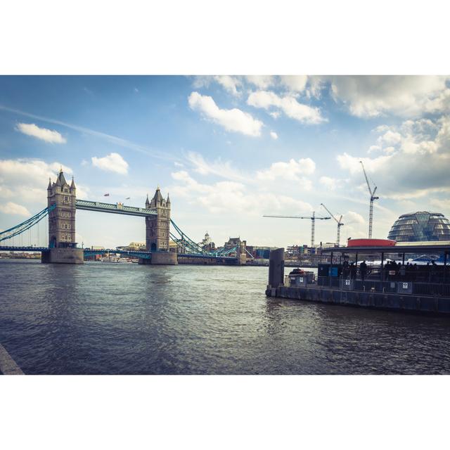 London Bridge by London Bridge - Wrapped Canvas Print Latitude Run Size: 51cm H x 76cm W x 3.8cm D on Productcaster.