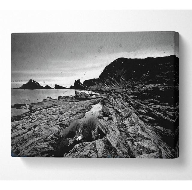 B N W Cliffs Around The Ocean - Kunstdrucke auf Leinwand - Wrapped Canvas House of Hampton Größe: 101,6 cm H x 142,2 cm B x 10 cm T on Productcaster.