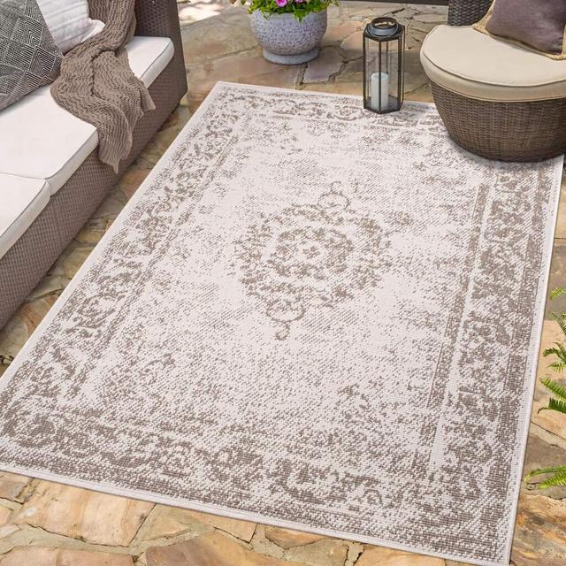 Indoor / Outdoor Rug Carpet City Rug Size: Rectangular 160 x 230cm on Productcaster.