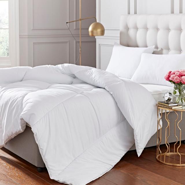 Silentnight Soft As Silk 10.5 Tog Duvet and Pillow Bed Set Silentnight Size: Double on Productcaster.