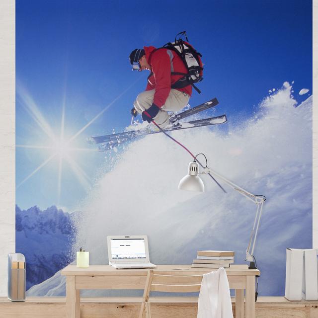 Ski Jumping Textured Semi-Gloss Wallpaper Roll East Urban Home Size: 1.92m x 192cm, Materialqualität: Premium (150g/m²) on Productcaster.