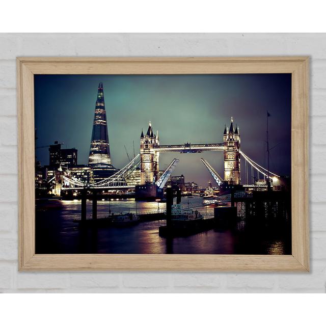 Tower Bridge Of London - Single Picture Frame Art Prints Brayden Studio Size: 21cm H x 29.7cm W x 1.5cm D on Productcaster.