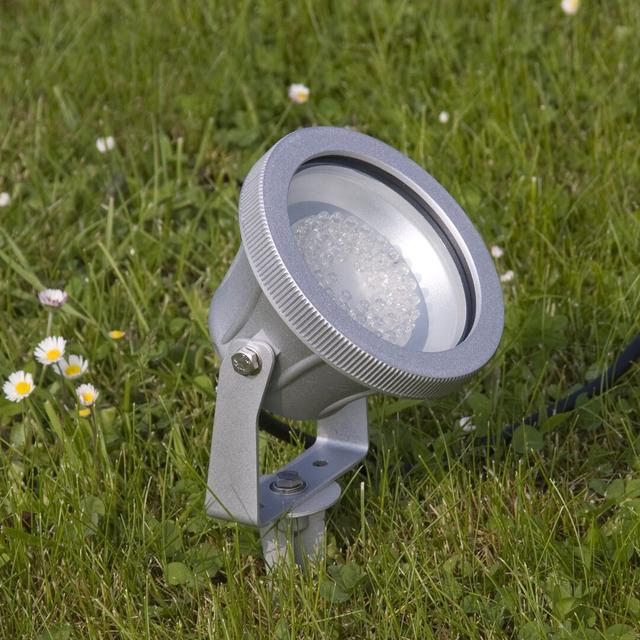 LED Strahler 50-flammig Sotelo Garten Living Ausführung: Silber on Productcaster.