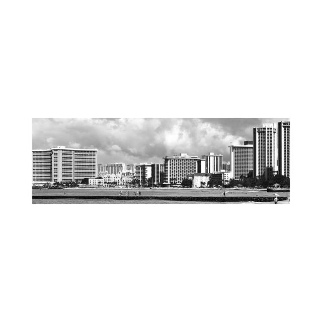 Honolulu Panoramic Skyline Cityscape (Black & White) - Wrapped Canvas Panoramic Print Brayden Studio Size: 30.48cm H x 91.44cm W x 3.81cm D on Productcaster.