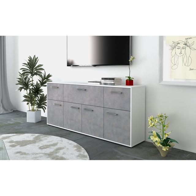 Sideboard Gianna - Freistehend/Metallgriffe - Design: Industrie LoftDesigns Farbe (Korpus/Front): Beton/Weiß on Productcaster.