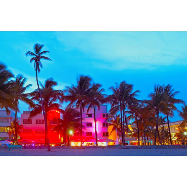 Miami Beach by Fotomak - Wrapped Canvas Photograph Pergo Classics Size: 61cm H x 91cm W on Productcaster.