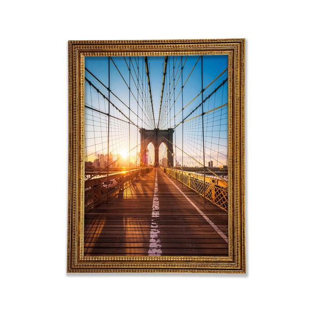 Brooklyn Bridge Sun - Einzelner Bilderrahmen Kunstdrucke Ebern Designs Größe: 42 cm x 29,7 cm on Productcaster.