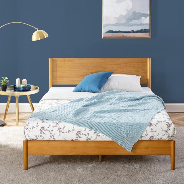 Luisa Bed Frame Hykkon Mattress Size: Kingsize (5') on Productcaster.