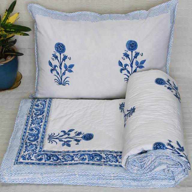 Hondo Cotton Floral Bedspread with Pillowcases Rosalind Wheeler on Productcaster.