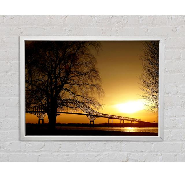 Brücke über den gelben Wintersee - Einzelbildrahmen Kunstdrucke auf Leinwand Bright Star Größe: 59,7 cm H x 84,1 cm B x 3,3 cm T on Productcaster.