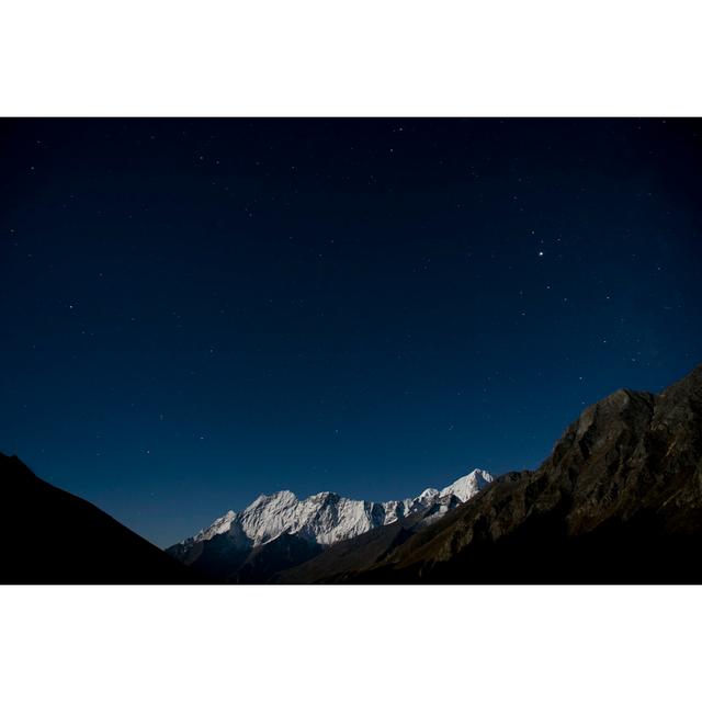 Himalayas At Night by Diamirstudio - Wrapped Canvas Print Alpen Home Size: 51cm H x 76cm W on Productcaster.