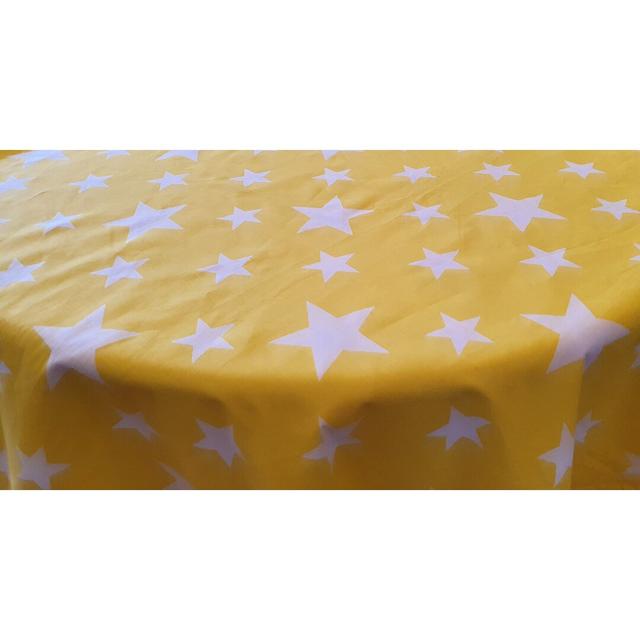 Acherby Stars Tablecloth Brayden Studio Size: 138cm W x 138cm L, Colour: Yellow on Productcaster.