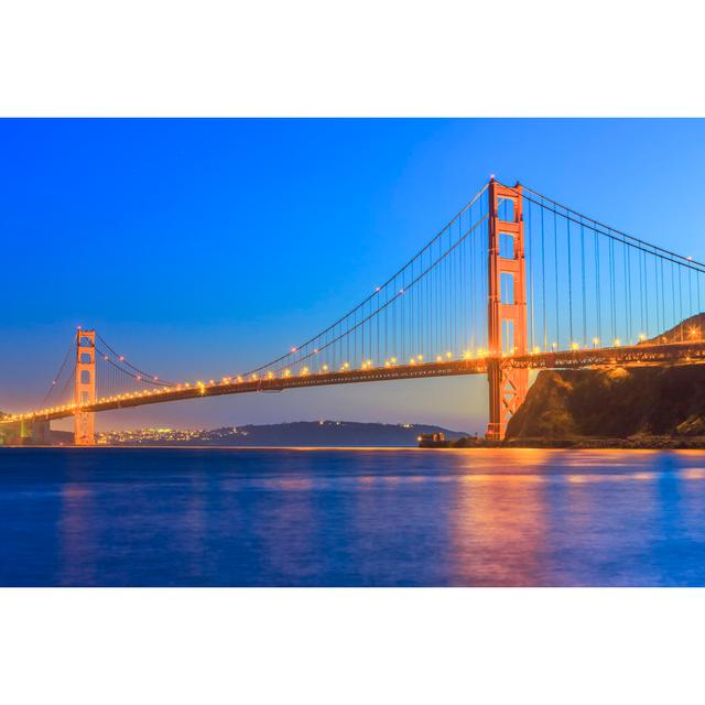 Forcella Golden Gate Bridge - Print 17 Stories Size: 30cm H x 46cm W x 3.8cm D on Productcaster.