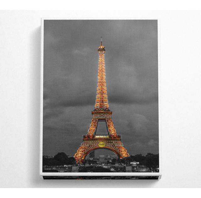 Eiffel Tower In Lights - No Frame Art Prints on Canvas Latitude Run Size: 121.9cm H x 81cm W on Productcaster.