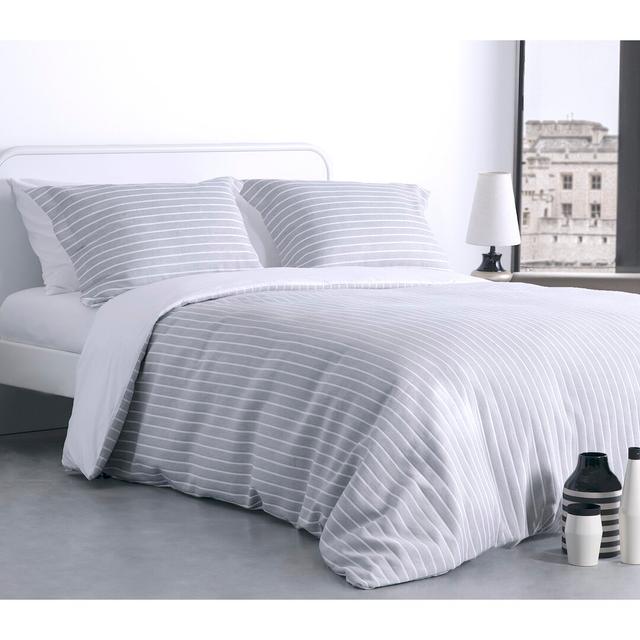 Abbielouise Cotton 200 TC Modern & Contemporary Duvet Cover Set Ebern Designs Size: Single Duvet Cover + 1 Standard Pillowcase, Colour: Silver Grey on Productcaster.